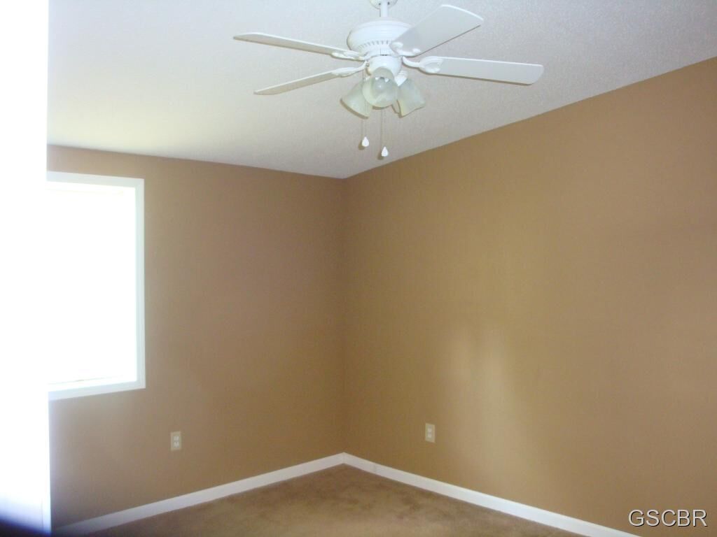Property Photo: 107 N Franklin SD 57025