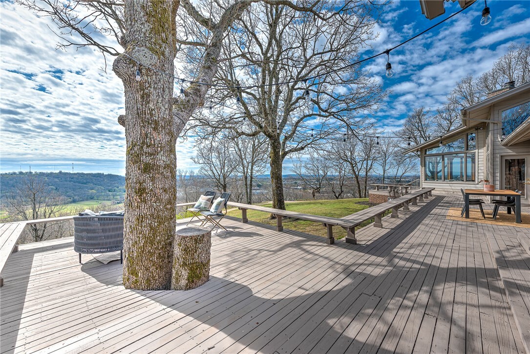 Property Photo: 109 Woodcliff Circle AR 72764