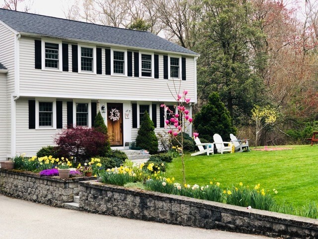 Property Photo:  168 Vernon Rd  MA 02066 