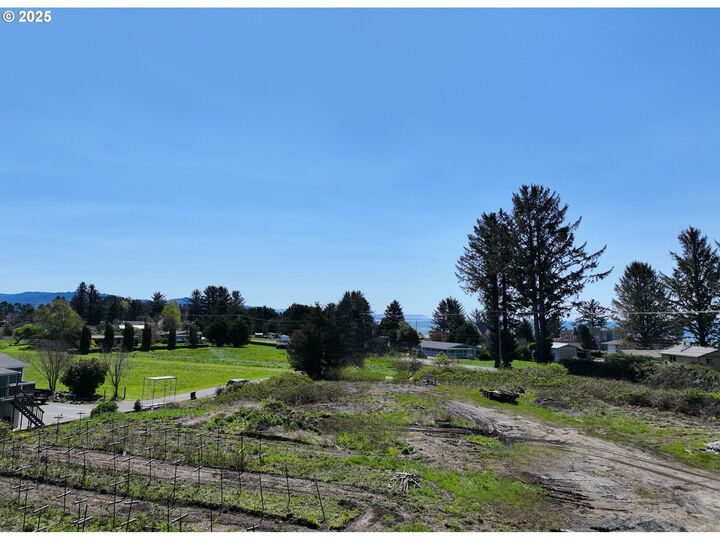 Property Photo:  Oceanview Dr  OR 97415