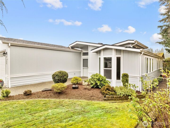 Property Photo:  5730  89 Street E 4  WA 98371