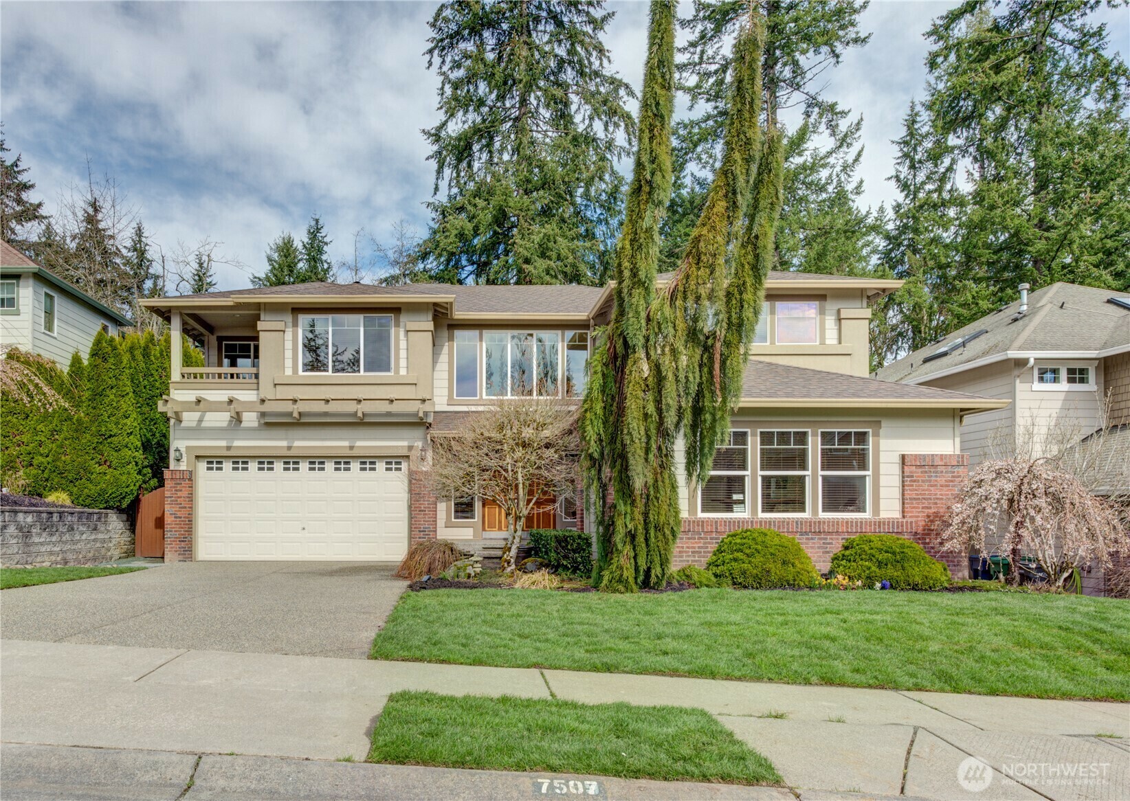 Property Photo: 7507 152nd Street SE WA 98296