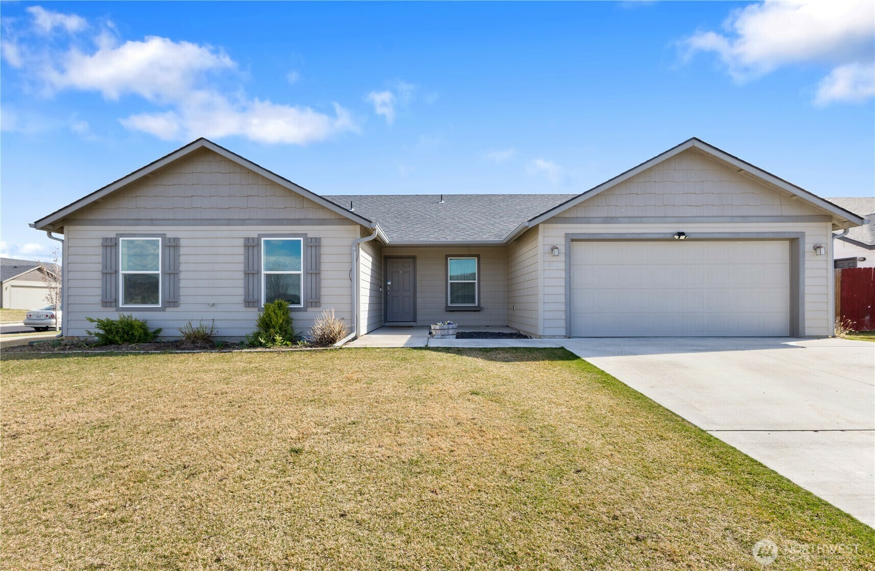 Property Photo: 801 S Blessing Street WA 98837