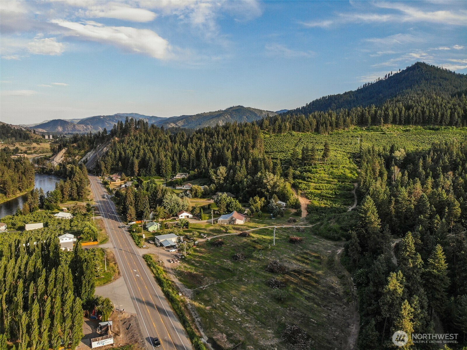 10801  US Hwy 2  Peshastin WA 98847 photo