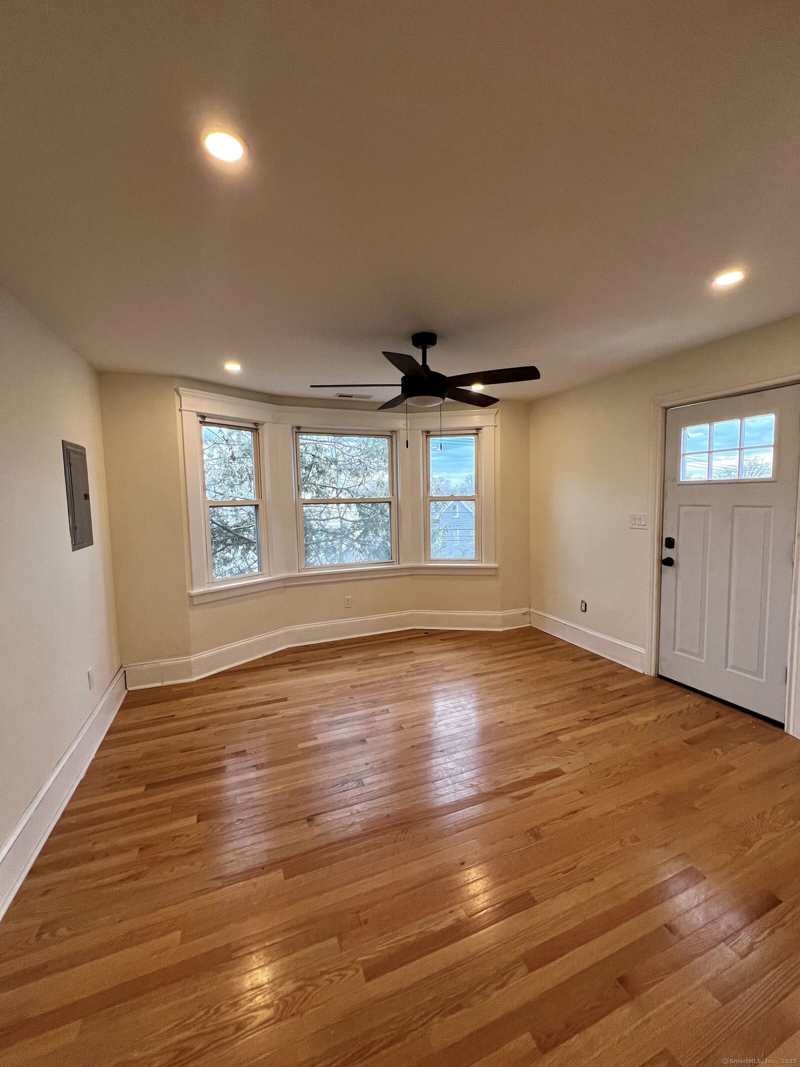 Property Photo:  45 Couch Street  CT 06854 