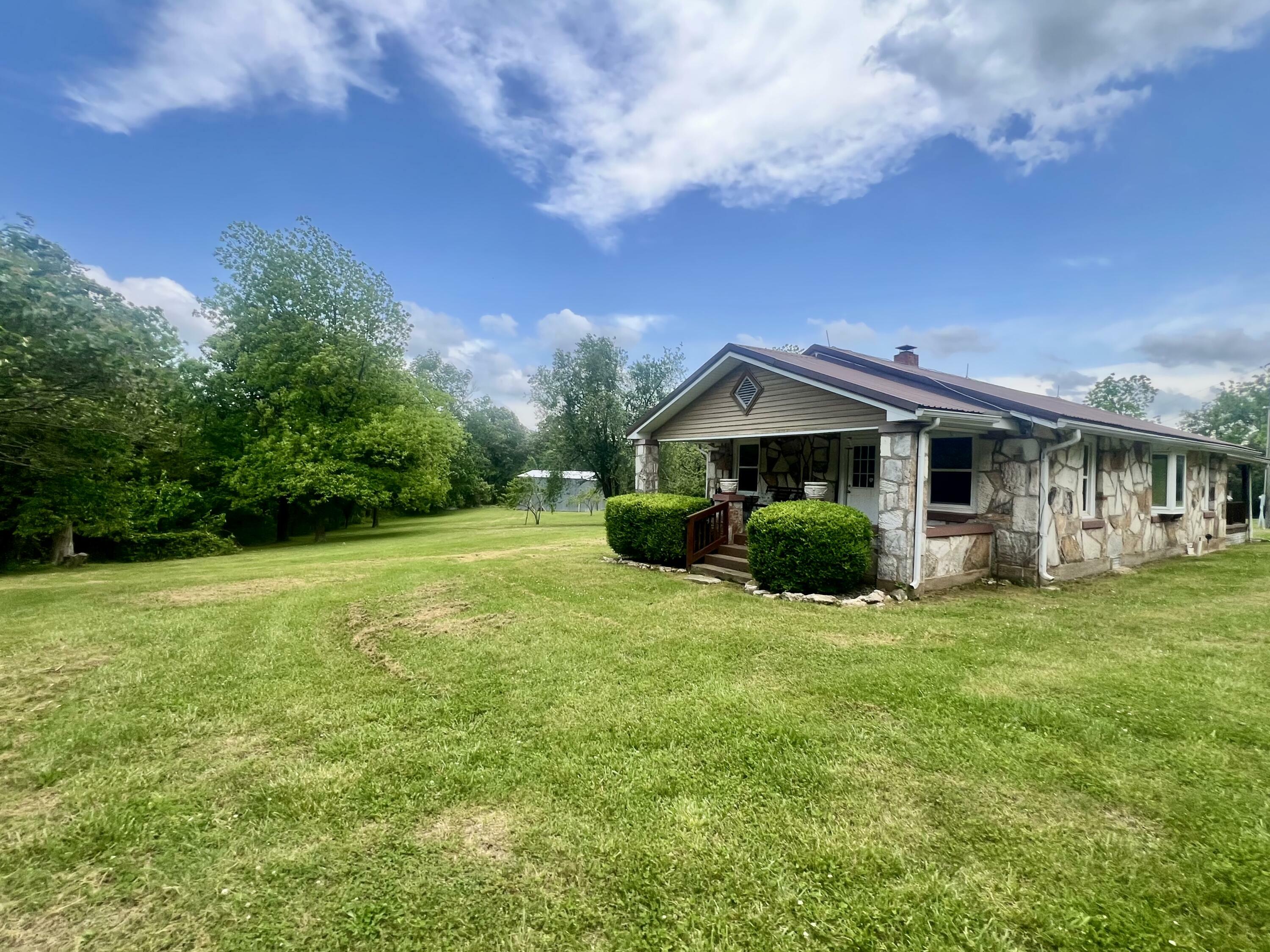 Property Photo: 1380 County Road 219 MO 65791