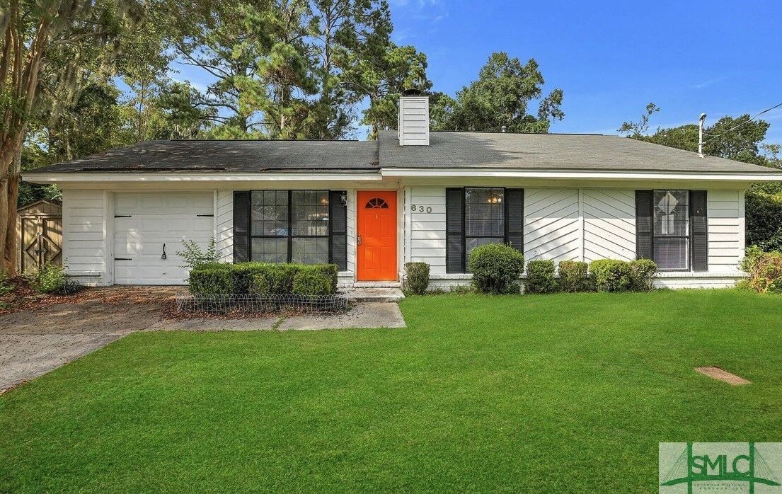 Property Photo:  630 Stuart Street  GA 31405 