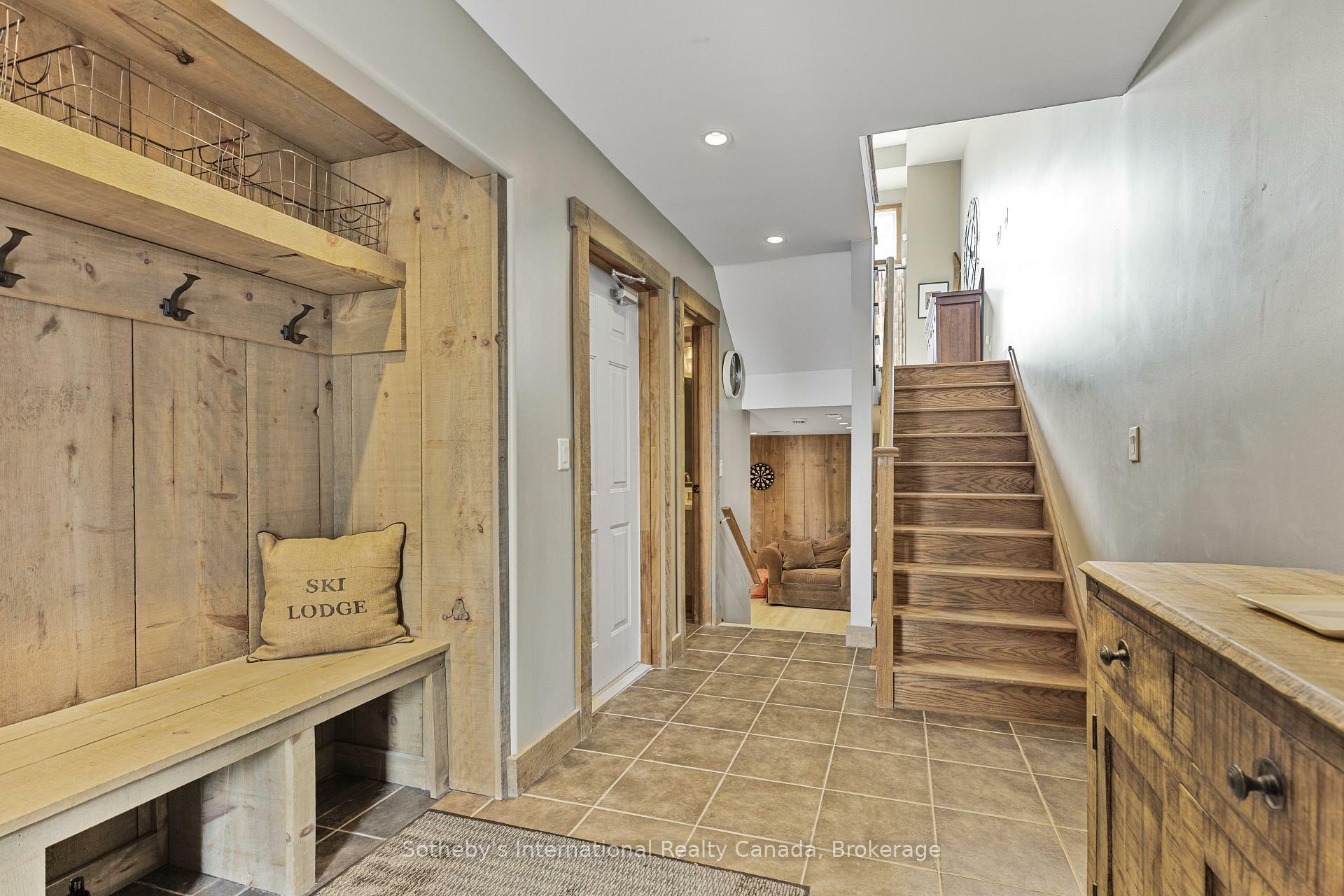 Property Photo: 104 Farm Gate Road 25 ON L9Y 0L7