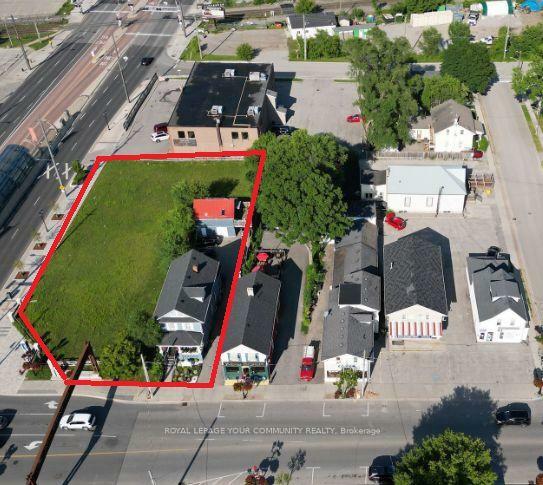 Property Photo: 11 Main St (432/438 Davis) N/A E ON L3Y 3Y1