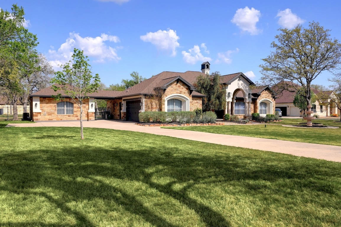 Property Photo: 112 Roble Roja Drive TX 78633