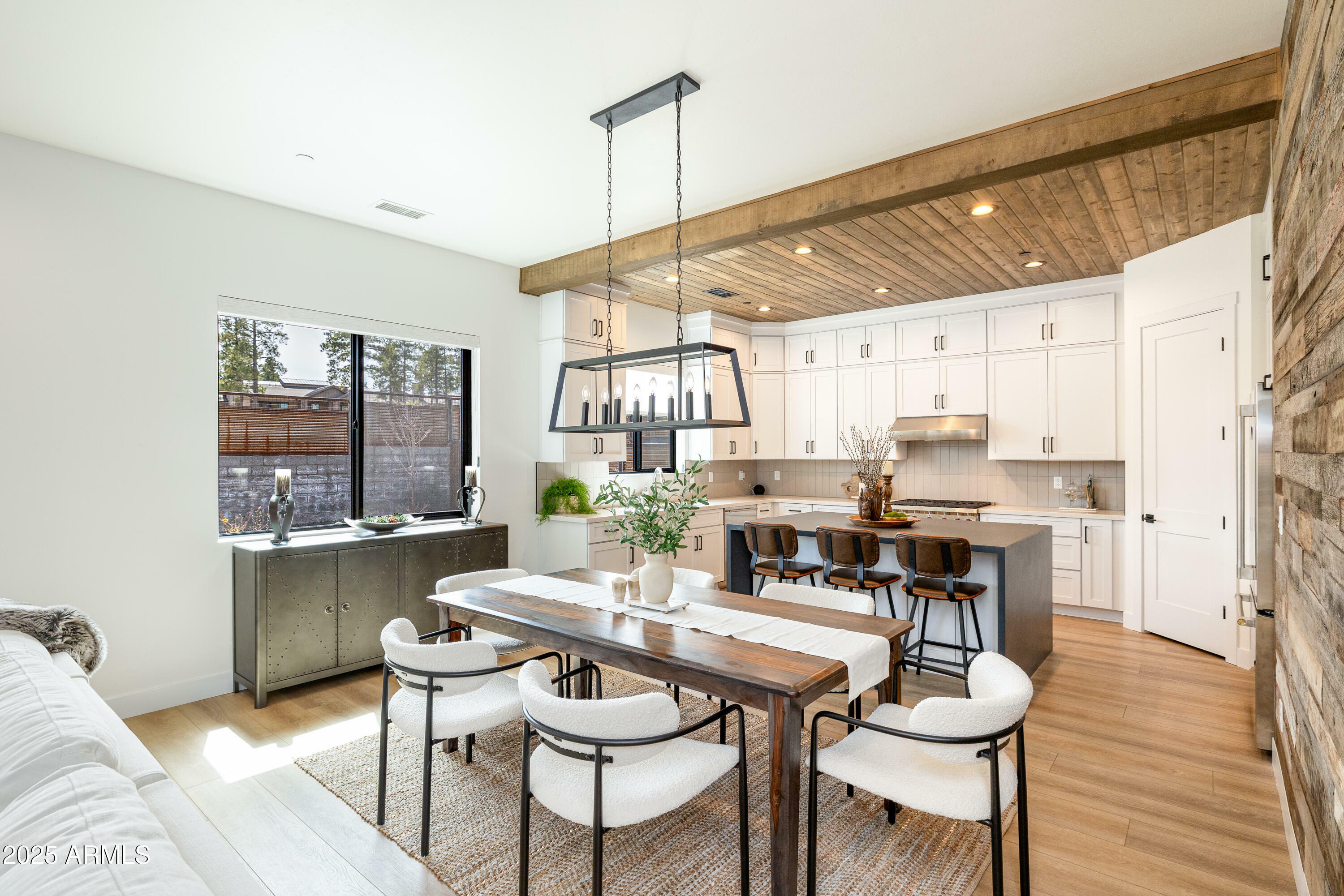 Property Photo: 1809 E Magnolia Drive AZ 86005