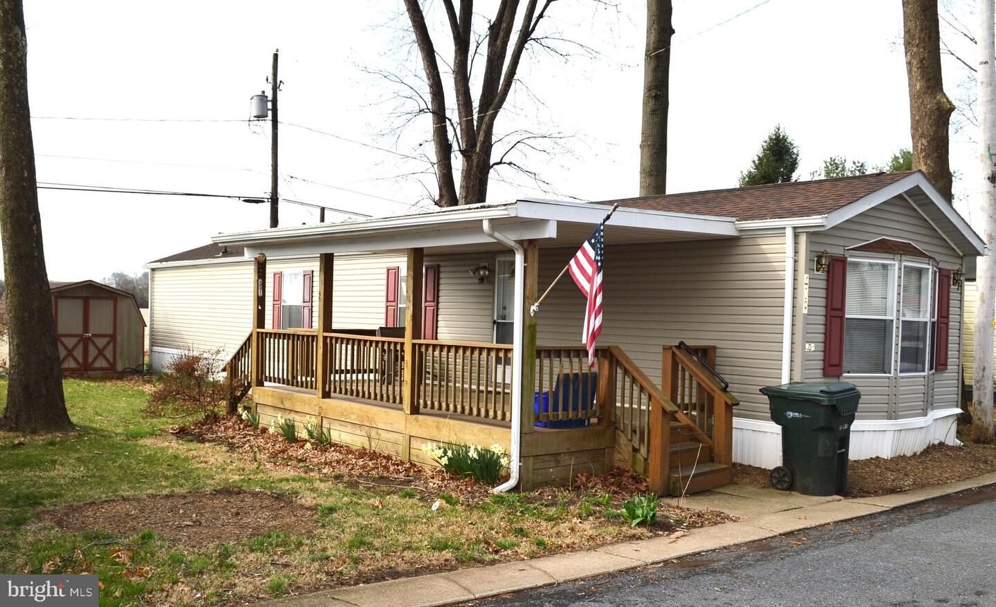 Property Photo: 409 Venice Avenue PA 17015