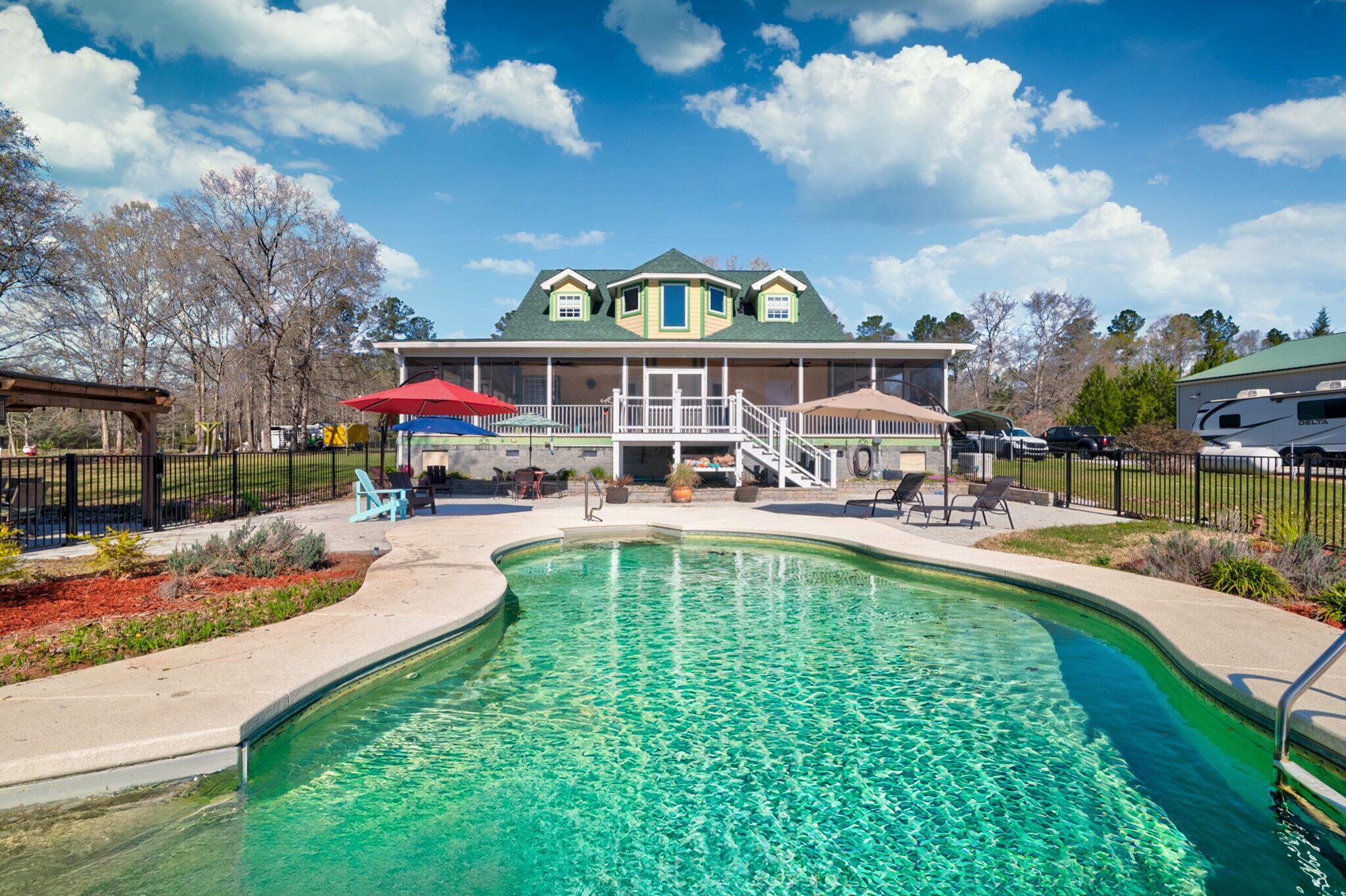 Property Photo: 212 Chester Lane SC 29435