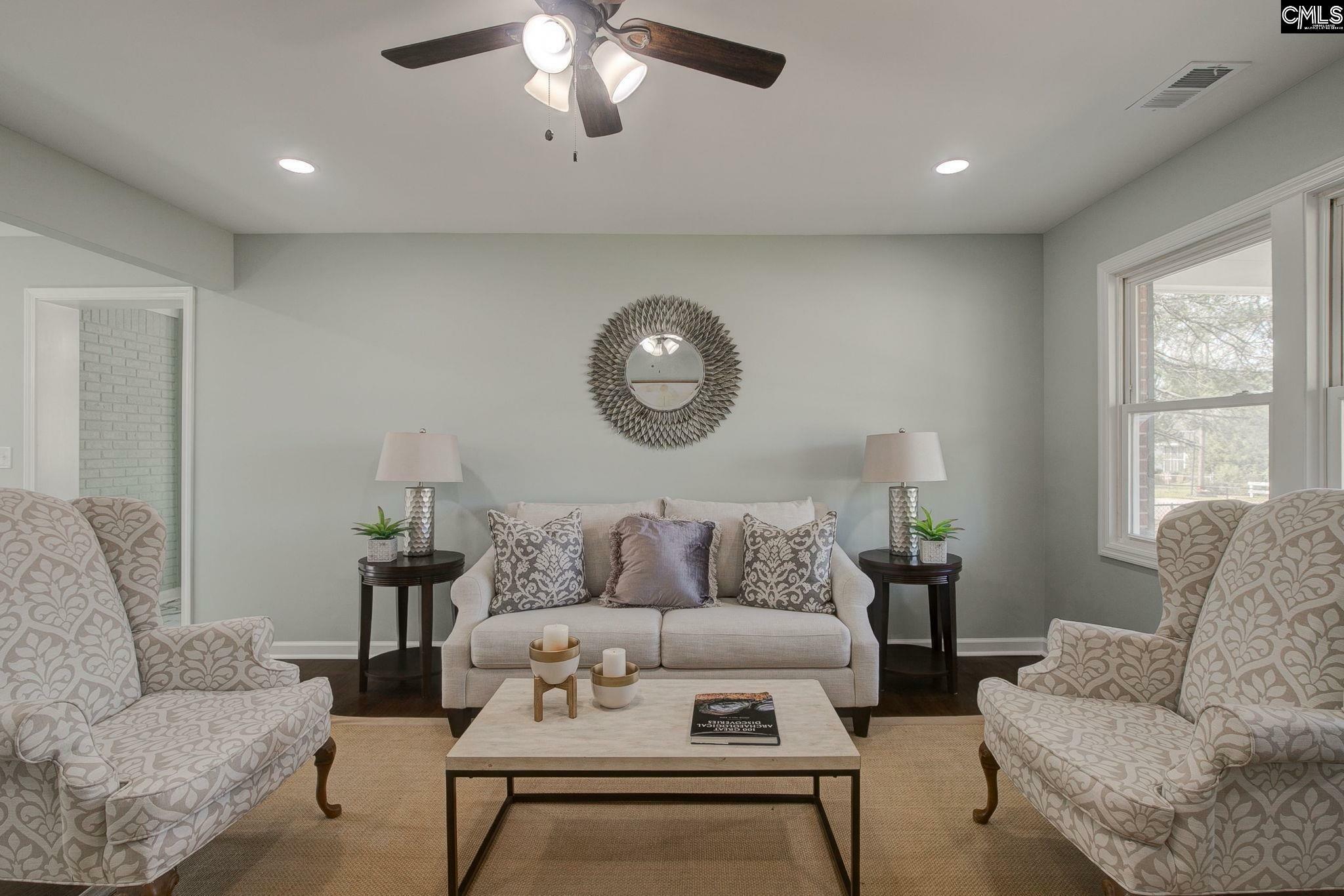 Property Photo: 610 Conway SC 29020