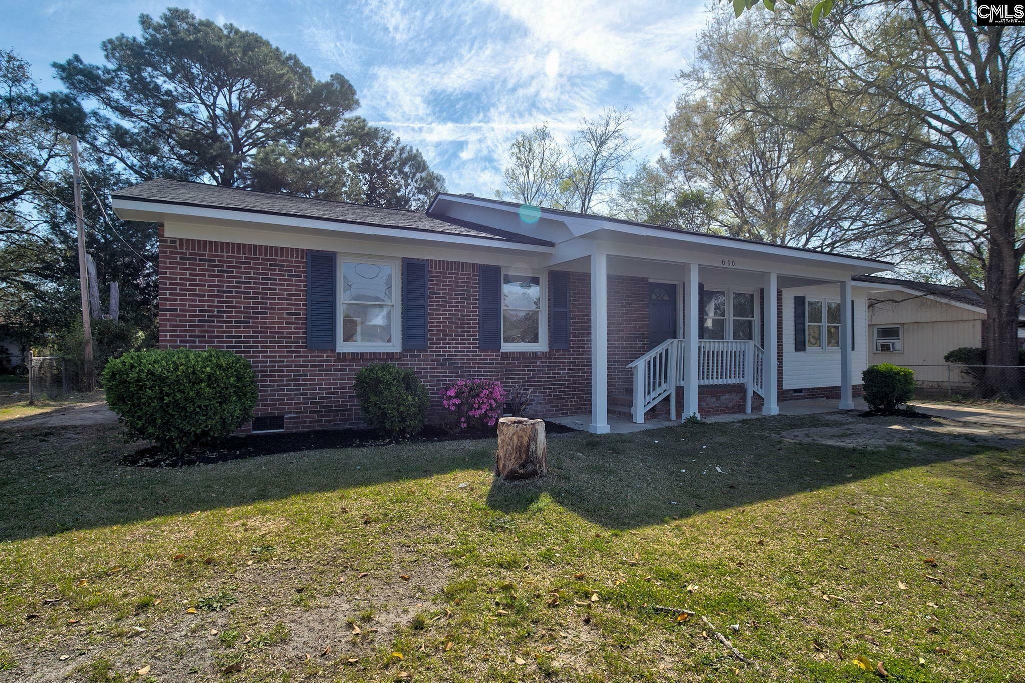 Property Photo: 610 Conway SC 29020