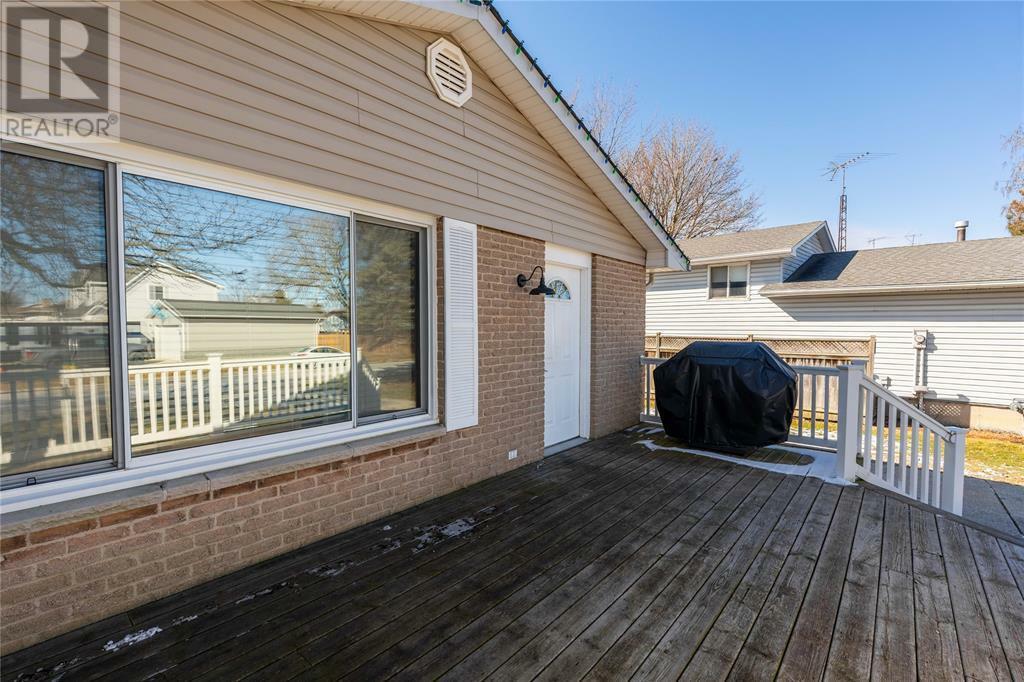 Property Photo: 155 Templeton Crescent ON N0N 1H0