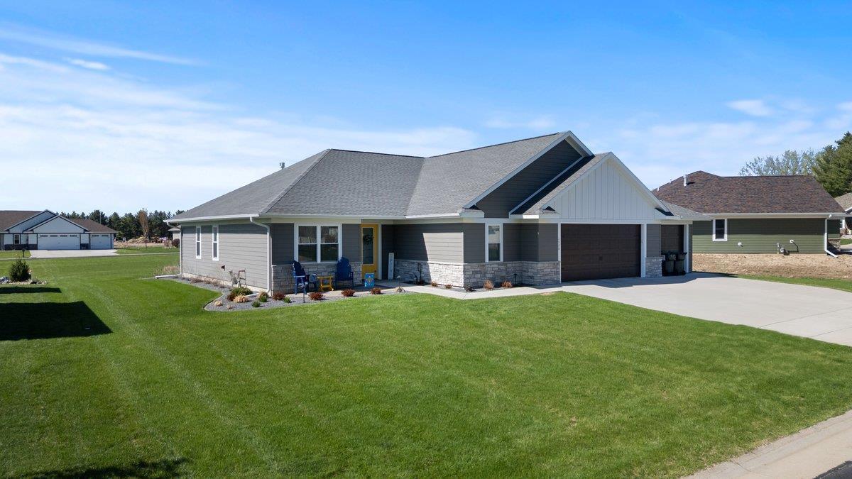 Property Photo:  1520 Green Acres Drive  WI 54449 