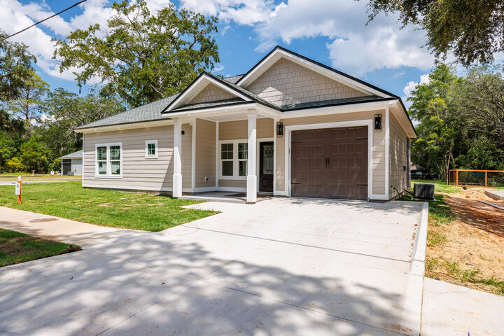 Property Photo:  14 Shebbi Lane  FL 32439 