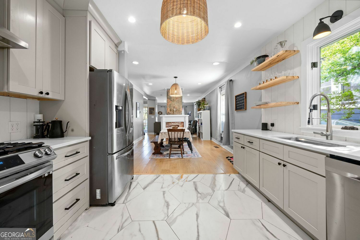 Property Photo: 1015 Michigan Avenue NW GA 30314