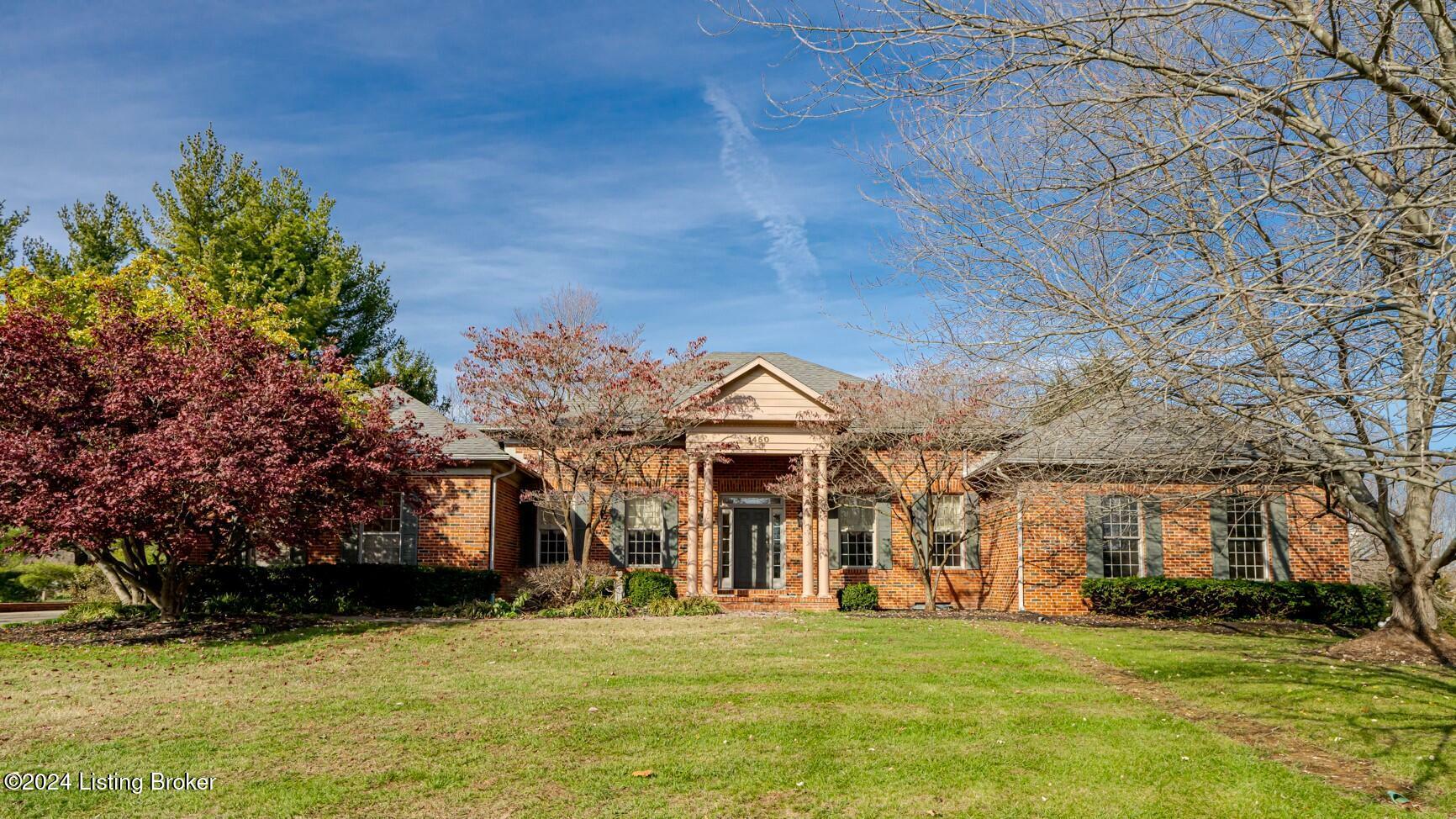 Property Photo: 1450 St Andrews Dr KY 40065