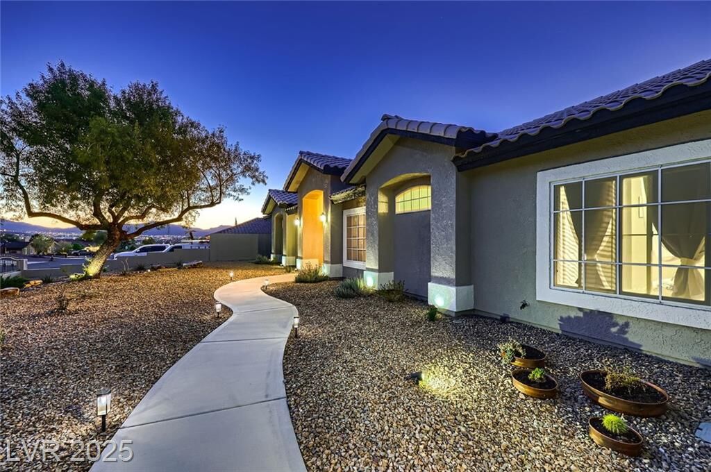 Property Photo: 1630 Sundown Drive NV 89002