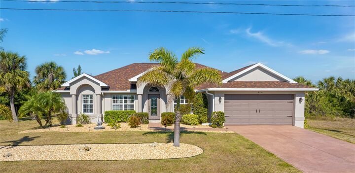 Property Photo: 8251 Arlewood Circle FL 33981