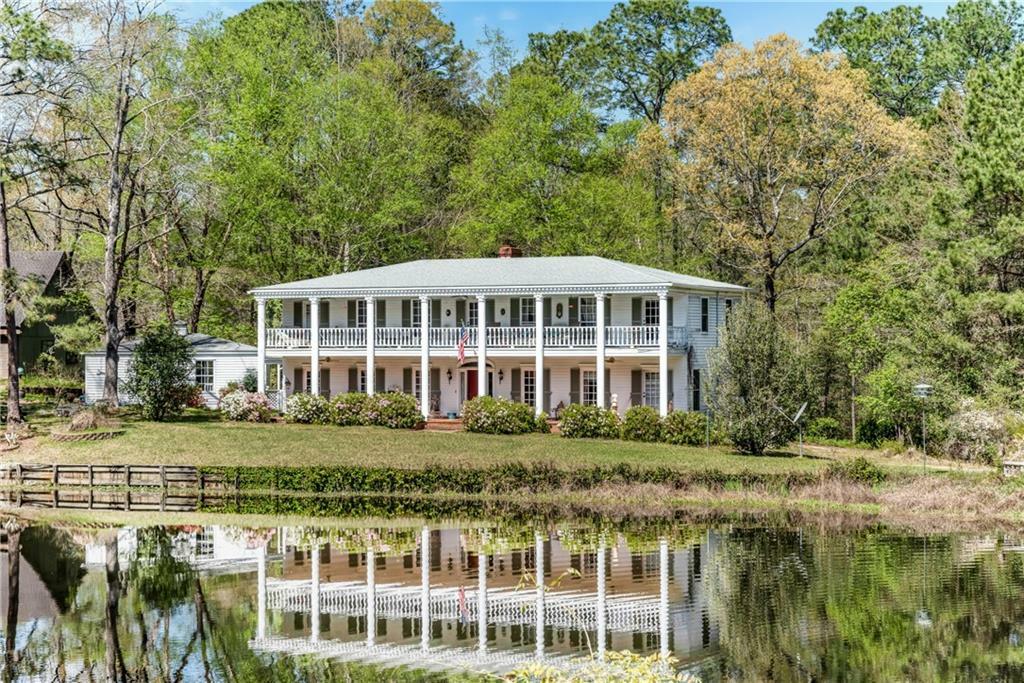 Property Photo: 1223 W Wire Road MS 39573