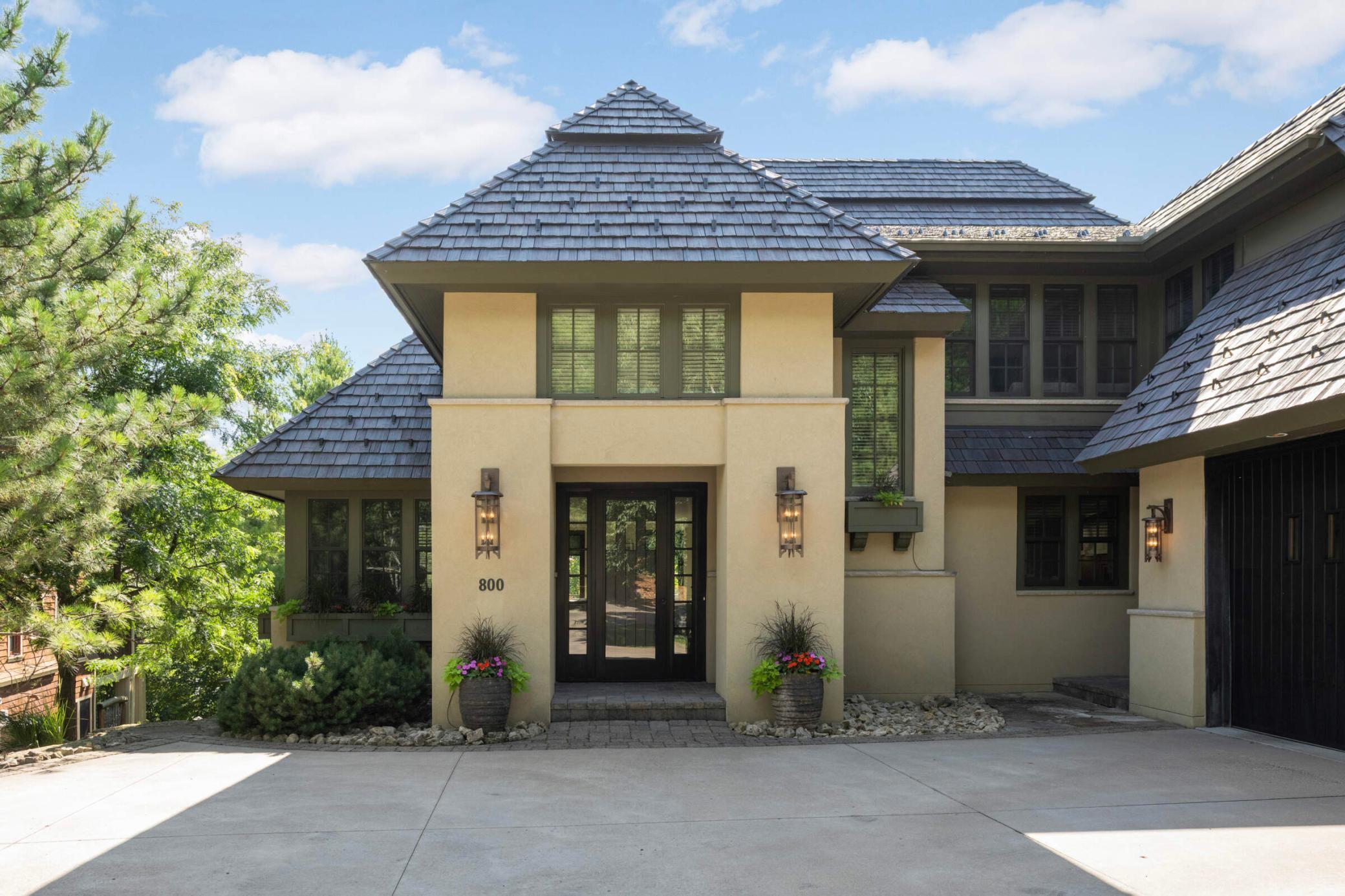 Property Photo: 800 Westwood Drive S MN 55416