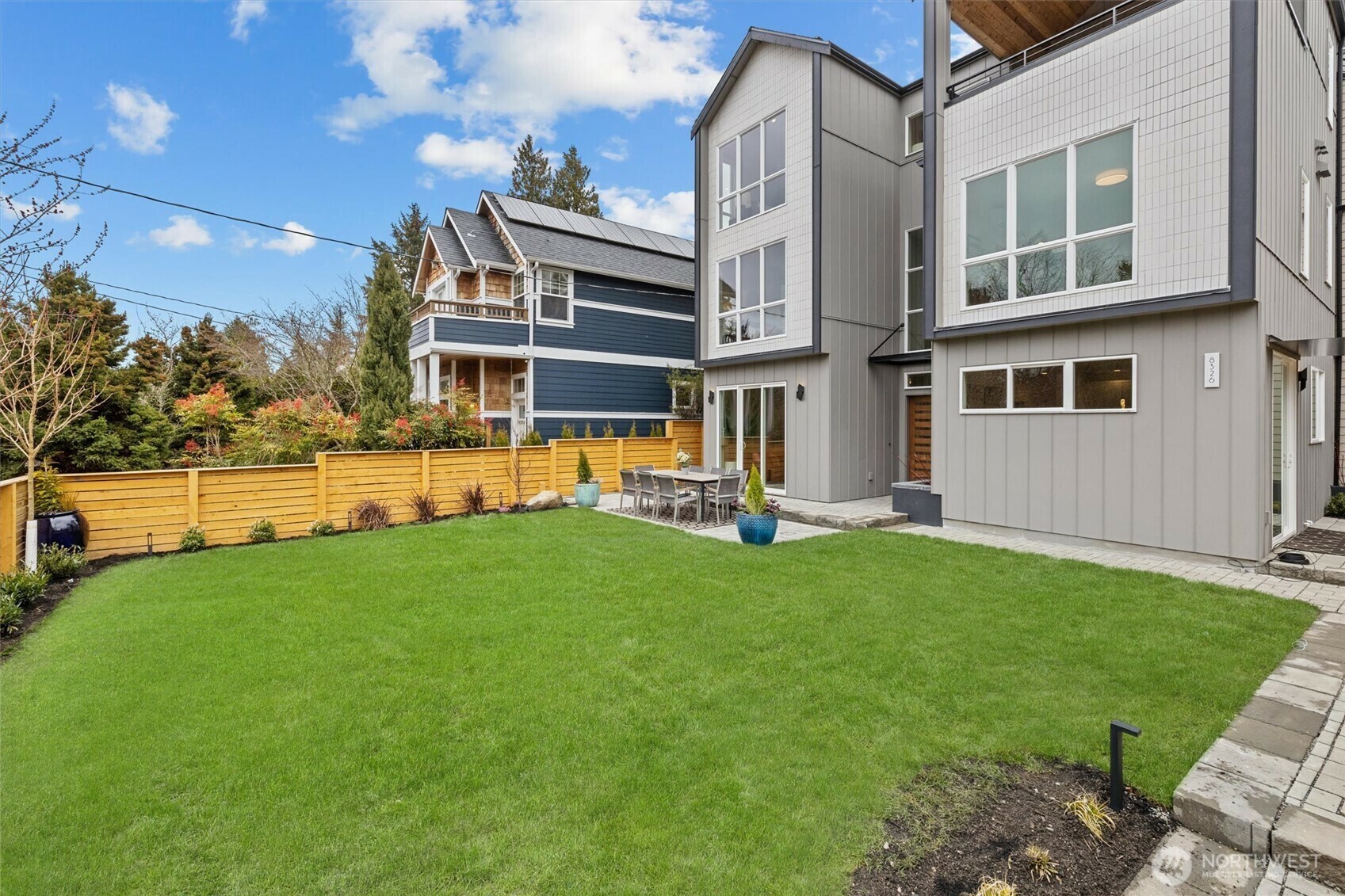 Property Photo: 8326 32nd Avenue NW WA 98117
