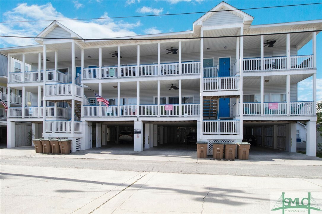 Property Photo: 5 17th Place 2A GA 31328