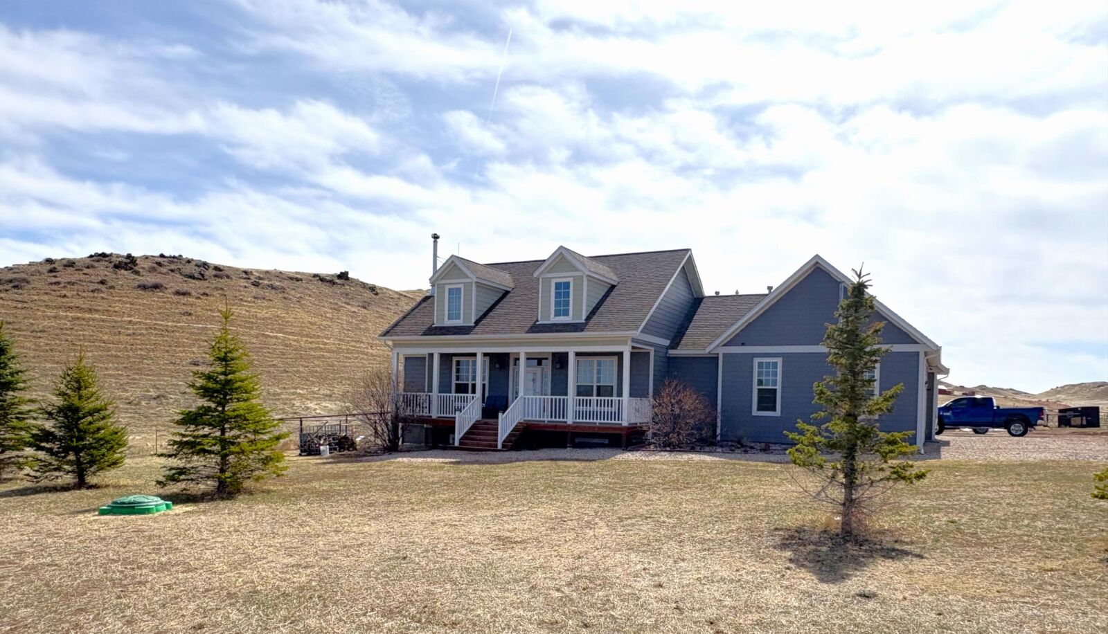 Property Photo: 49 Barn Road WY 82834