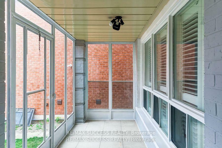 Property Photo: 60 Gayla Street ON L4J 6G2