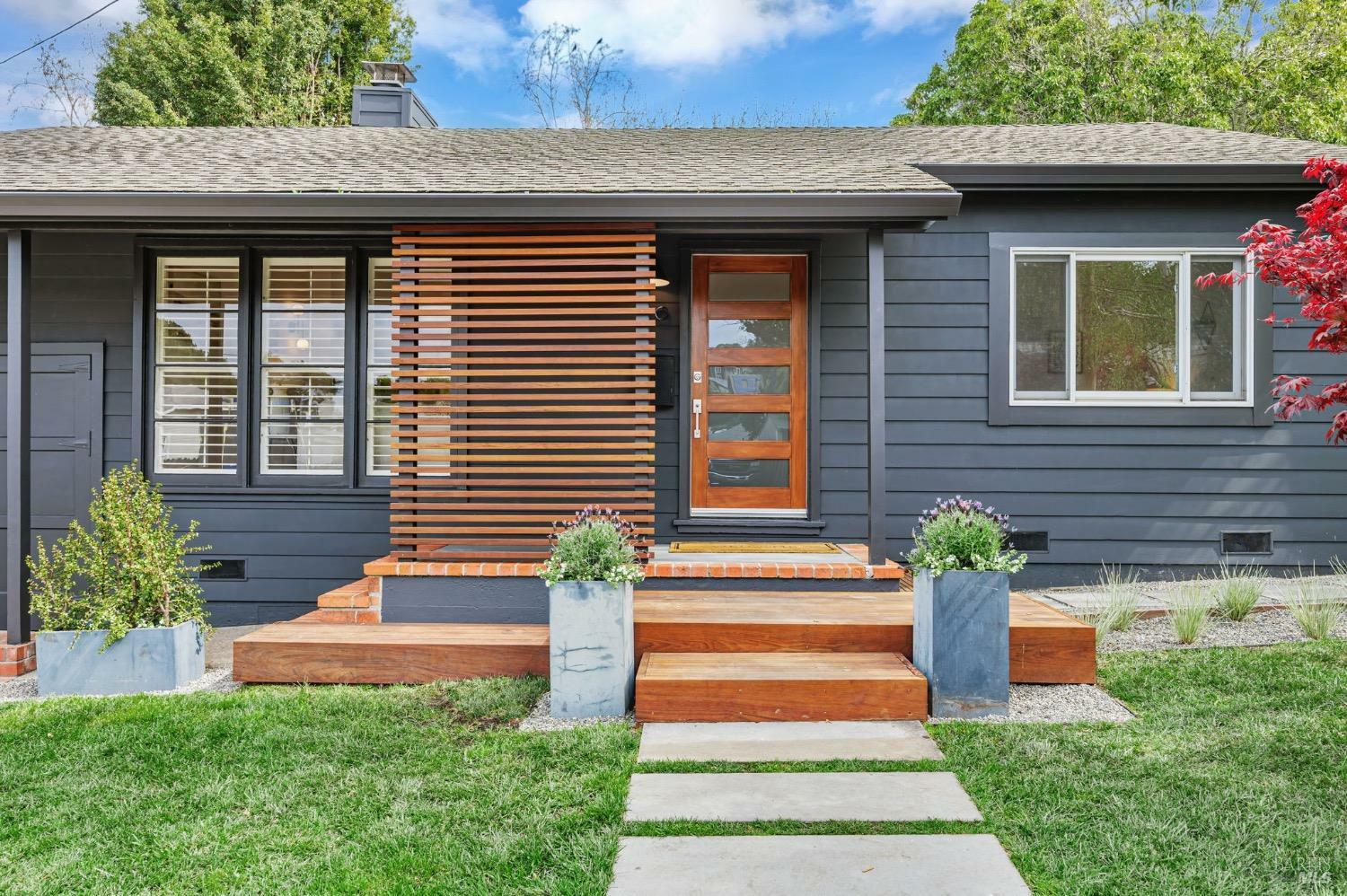 20 Redding Way  San Rafael CA 94901 photo