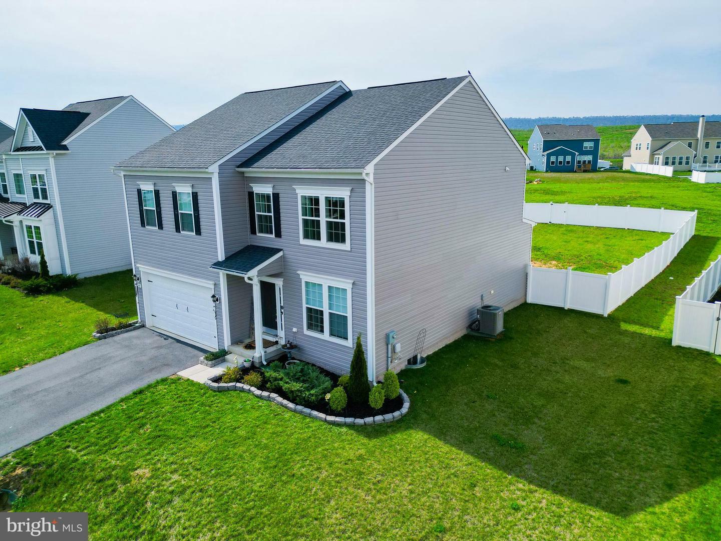 Property Photo: 189 Voltaire St WV 25420