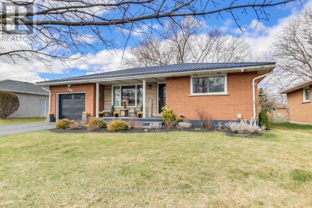 Property Photo: 306 Adams Avenue ON N4B 2Y5