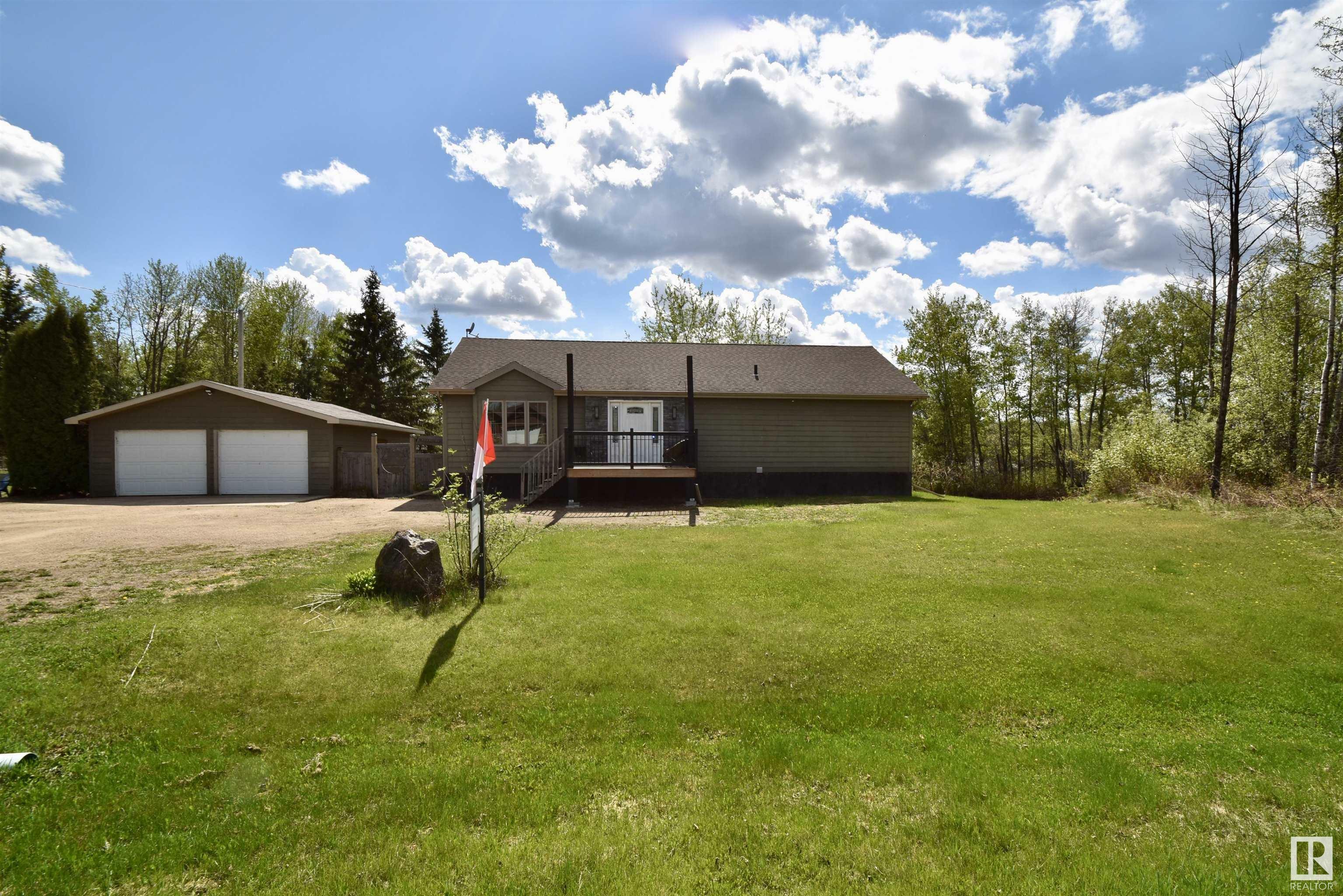 Photo de la propriété: 9415 Twp Rd 591 AB T0A 3A0