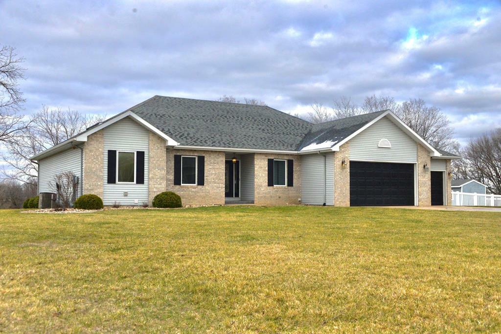 Property Photo: 1332 Deercreek IA 50548