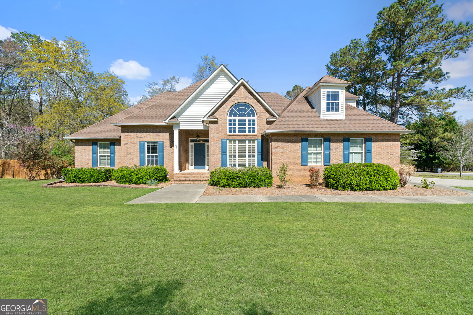 Property Photo:  194 Lakeport Road  GA 31061 