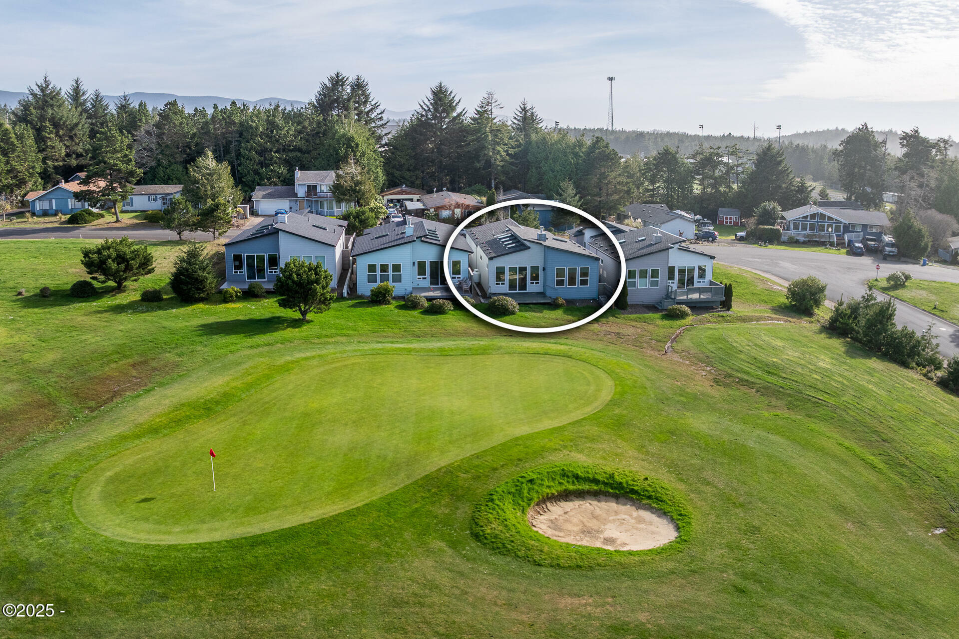 580 SW Green Drive  Waldport OR 97394 photo
