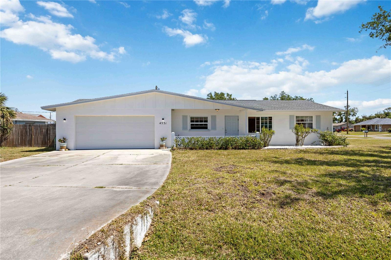 Property Photo:  4531 Crystal Road  FL 34293 