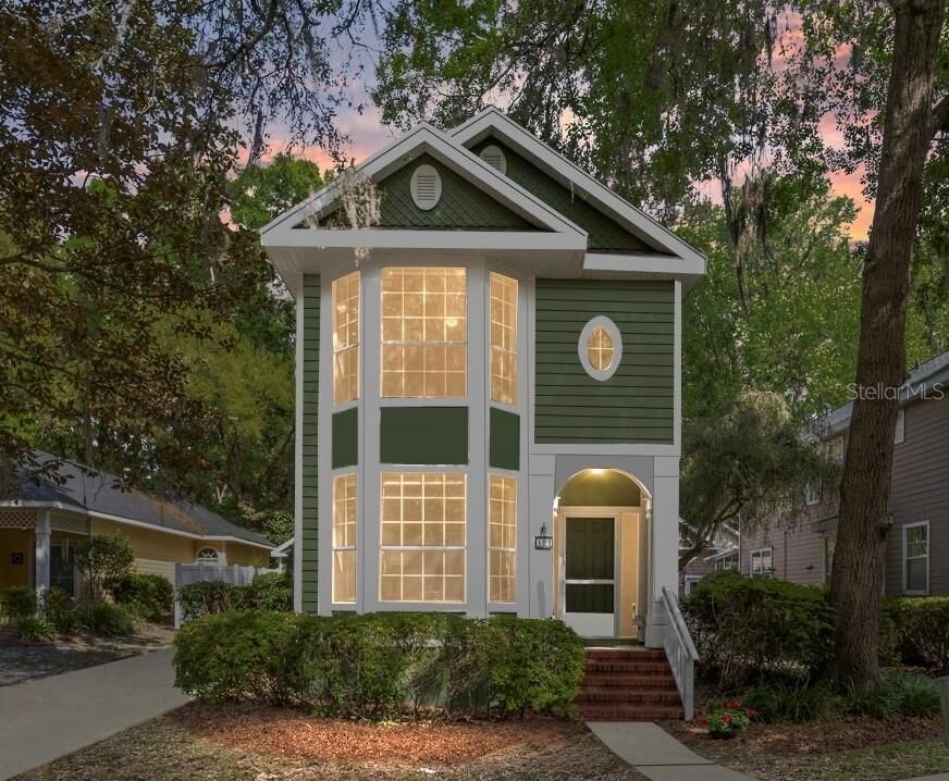 Property Photo: 121 NW 48th Boulevard FL 32607