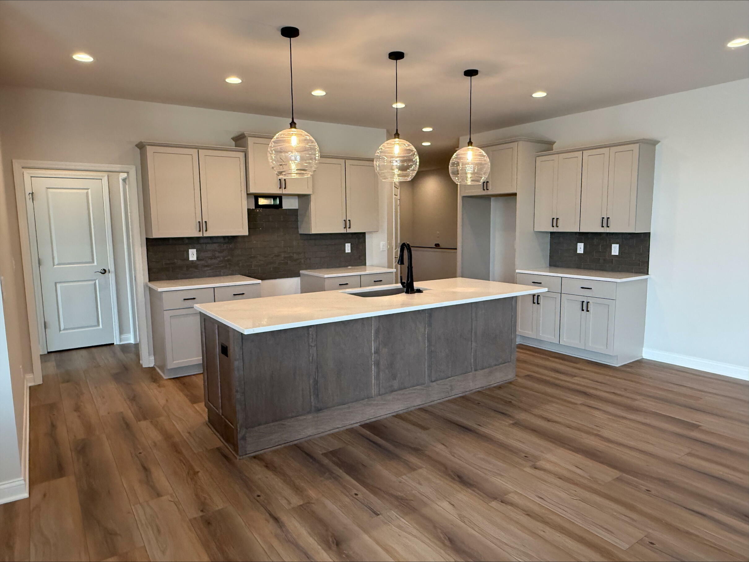 Property Photo: 880 S Verona Cir 27 WI 53024