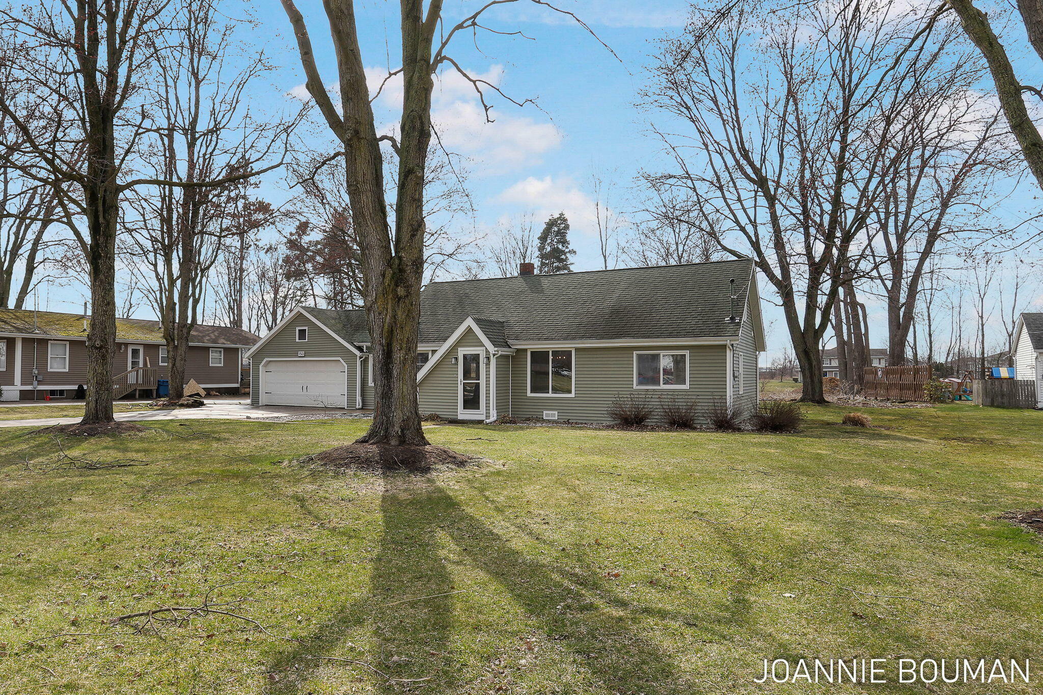 Property Photo: 153 River Street MI 49404