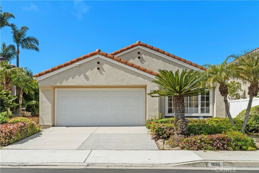 Property Photo: 908 Camino Ibiza CA 92672
