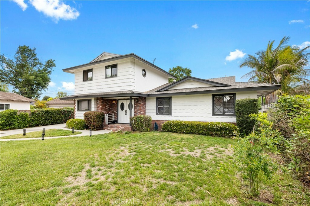 Property Photo: 811 E Norman Avenue CA 91006