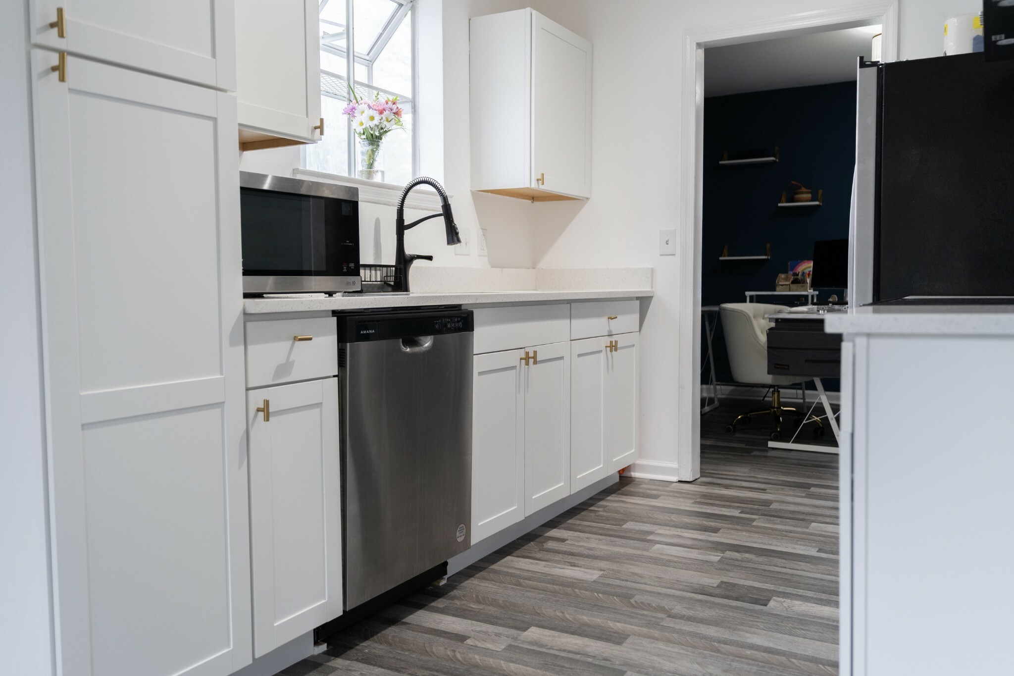 Property Photo: 320 Cedarcreek Dr TN 37211