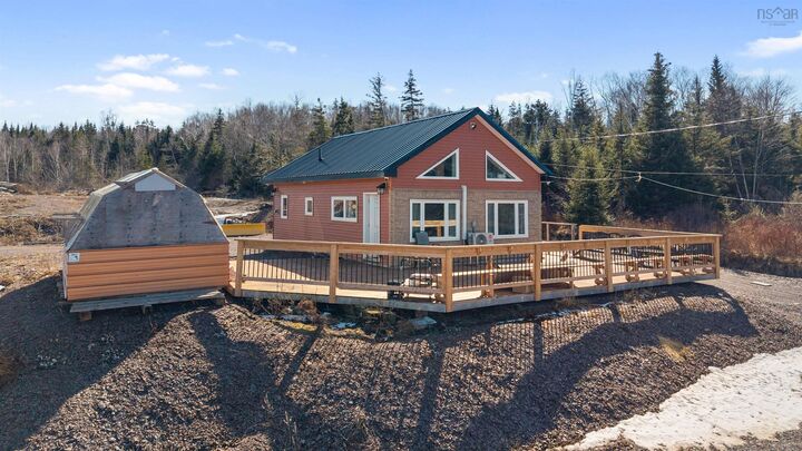 Property Photo: 1524 Highway 215 NS B0N 2R0