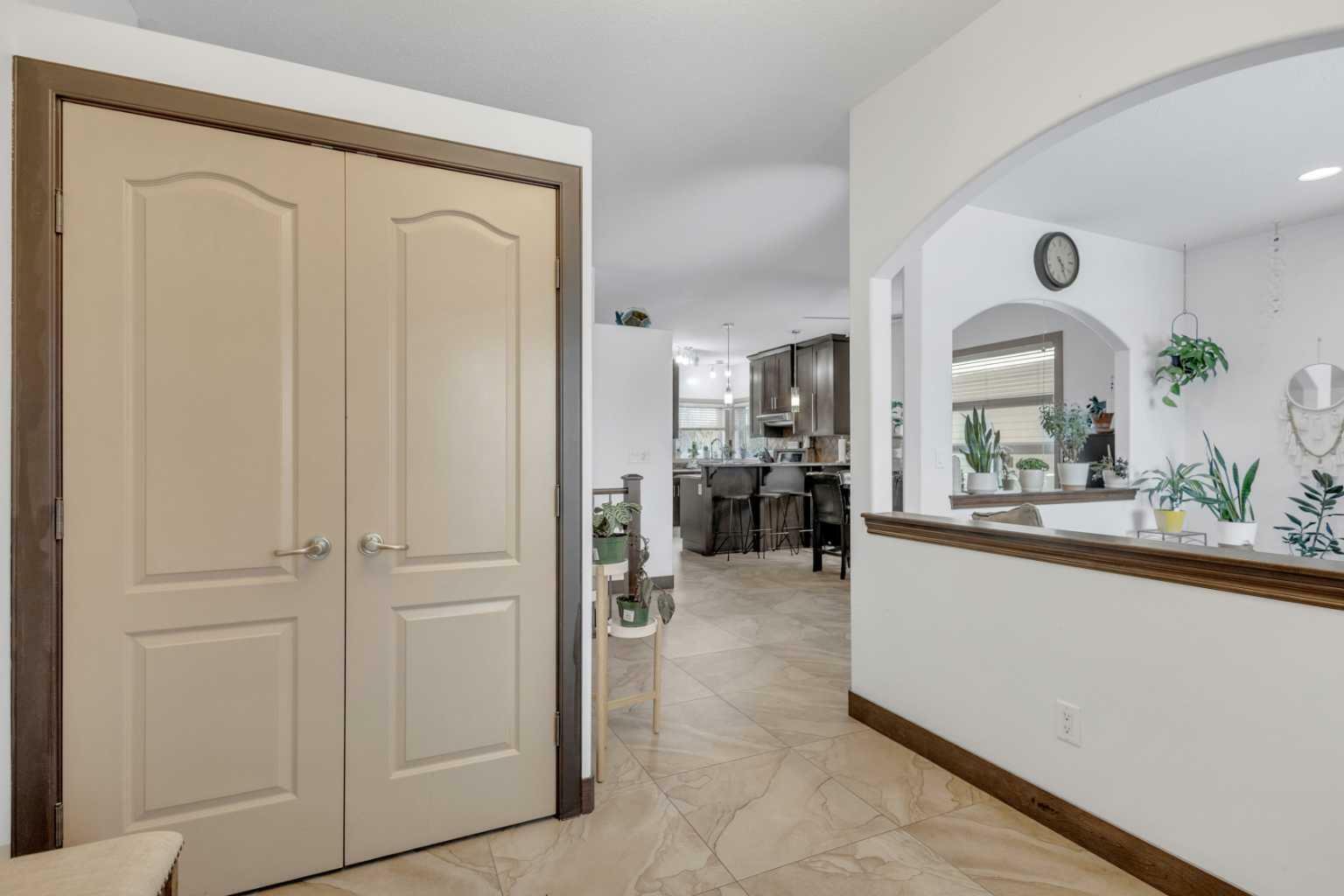 Property Photo: 11 Lakeland Road AB T4S 0A2
