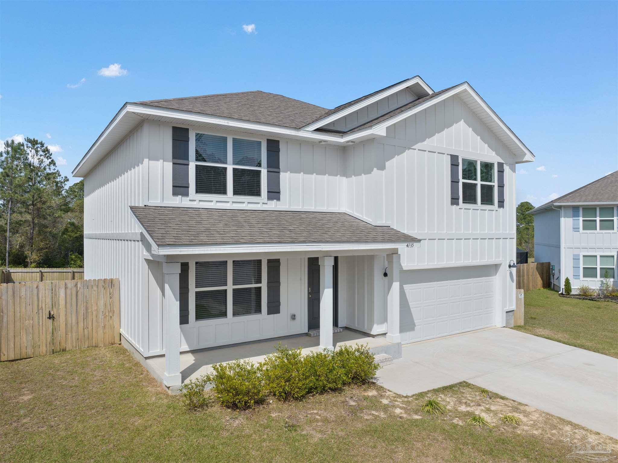 Property Photo: 4135 Whitetail Ln FL 32526