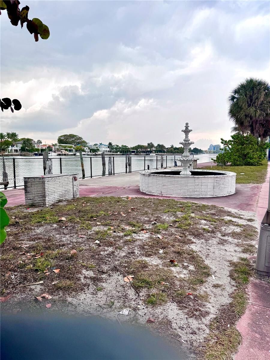 Property Photo:  5255 Collins Ave Boat Slip E  FL 33140 